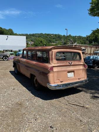 1961 Gmc Suburban Barn Find - cars & trucks - by dealer - vehicle... for sale in Pittsburgh, PA – photo 8