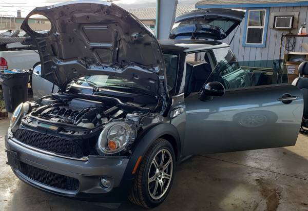 2009 Mini Cooper S Beautifully cared for with only 60K! - cars &... for sale in Kahului, HI – photo 4