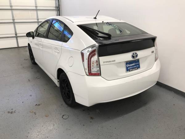 2012 Toyota Prius 5dr HB Two - - by dealer - vehicle for sale in Eugene, OR – photo 5