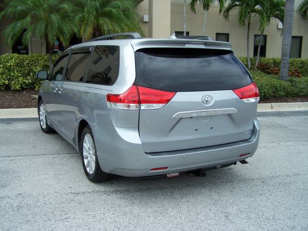 2011 Toyota Sienna Limited - cars & trucks - by dealer - vehicle... for sale in St.petersburg, FL – photo 4