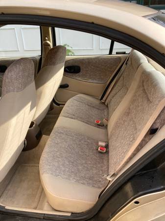 CLEAN RELIABLE SATURN SL1 auto under 40k Real Miles - cars & trucks... for sale in Middletown, PA – photo 7