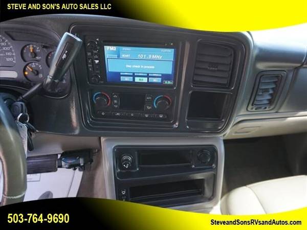 2005 Chevrolet Suburban 2500 LS 4WD 4dr SUV - - by for sale in Happy Valley, WA – photo 19