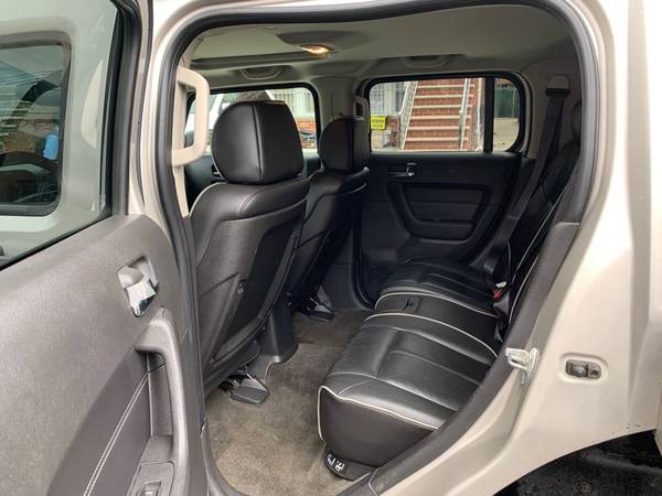 2006 Hummer H3 4x4 Low miles for sale in Brooklyn, NY – photo 12