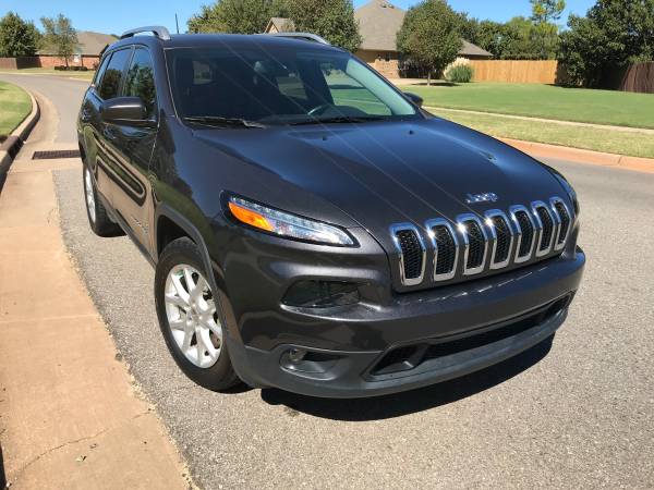 2017 jeep cherokee - cars & trucks - by owner - vehicle automotive... for sale in Edmond, OK – photo 5