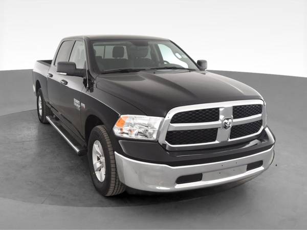 2020 Ram 1500 Classic Crew Cab SLT Pickup 4D 6 1/3 ft pickup Black -... for sale in Dayton, OH – photo 16