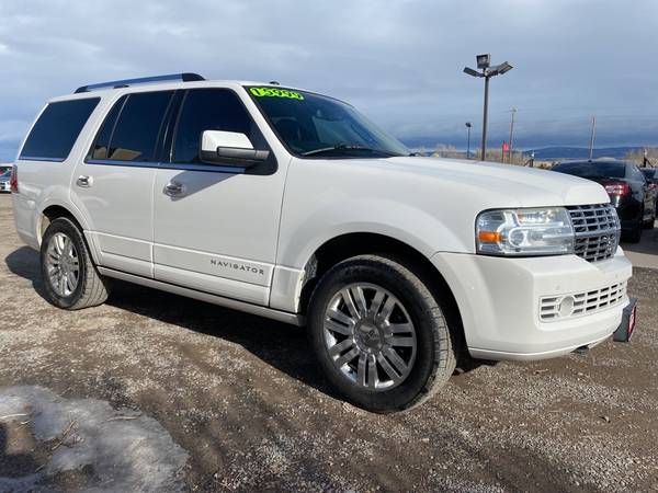 2011 Lincoln Navigator 2WD, 3rd Row, Leather, Sunroof, Heated Seats for sale in MONTROSE, CO – photo 3