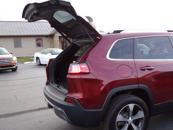 2019 Jeep Cherokee Limited 4x4 - cars & trucks - by dealer - vehicle... for sale in Lagrange, IN – photo 11