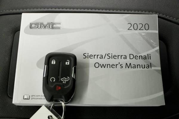 SLEEK Silver SIERRA 2020 GMC 1500 SLT TEXAS EDITION 4WD 4X4 Crew for sale in Clinton, MO – photo 15