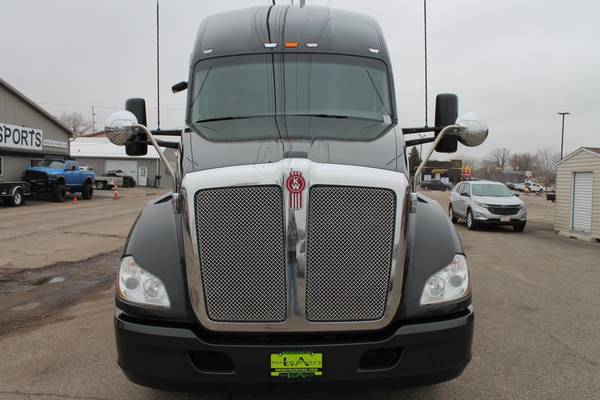 2015 KENWORTH T680 DOUBLE BUNK NEW TIRES AUTOMATIC NAV 455 HP PACCAR... for sale in WINDOM, NE – photo 7