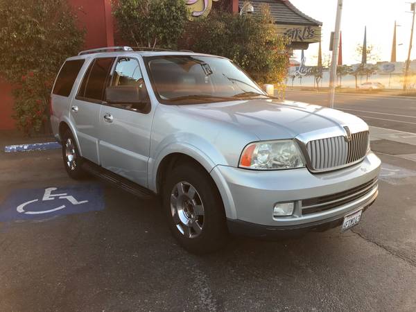 2005 Lincoln Navigator - cars & trucks - by owner - vehicle... for sale in torrence, CA – photo 3