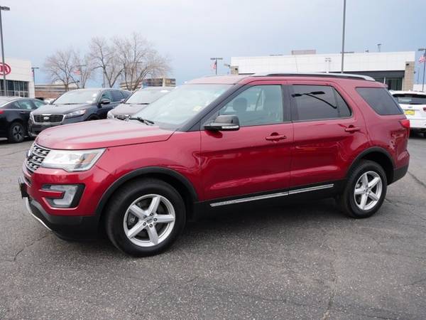 2016 Ford Explorer XLT - - by dealer - vehicle for sale in Bloomington, MN – photo 6