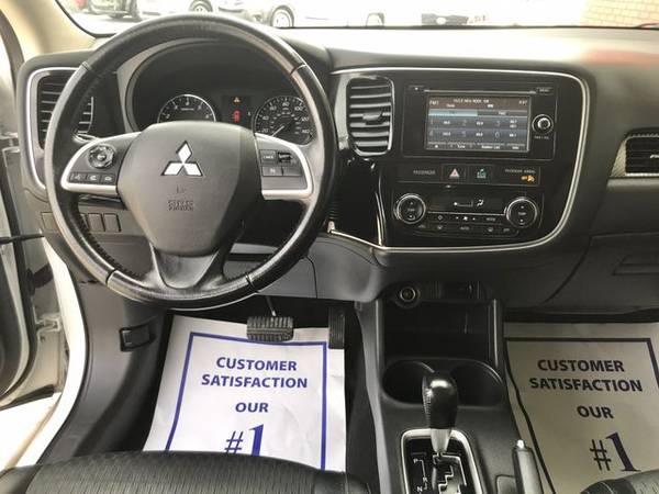 Mitsubishi Outlander - Credit union financing available for good... for sale in Cumberland, NC – photo 12