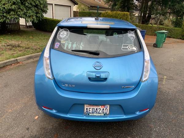 Perfect First Car or Commuter - cars & trucks - by owner - vehicle... for sale in Kirkland, WA – photo 3