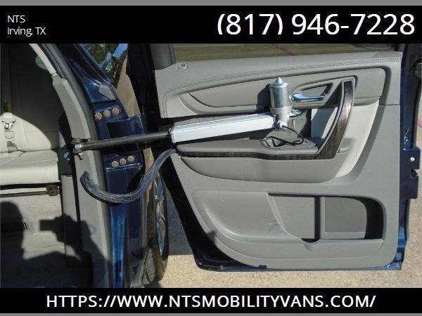 GMC ACADIA MOBILITY HANDICAPPED WHEELCHAIR LIFT SUV VAN HANDICAP for sale in Irving, GA – photo 18