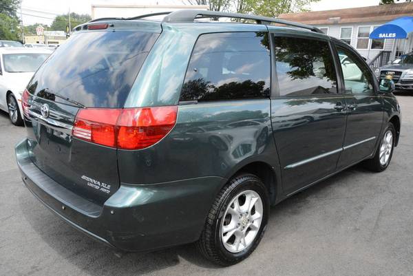 2005 *Toyota* *Sienna* *XLE Limited* Green for sale in Avenel, NJ – photo 2
