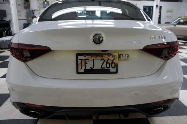 2017 Alfa Romeo Giulia RWD EZ FINANCING! - cars & trucks - by dealer... for sale in Honolulu, HI – photo 19