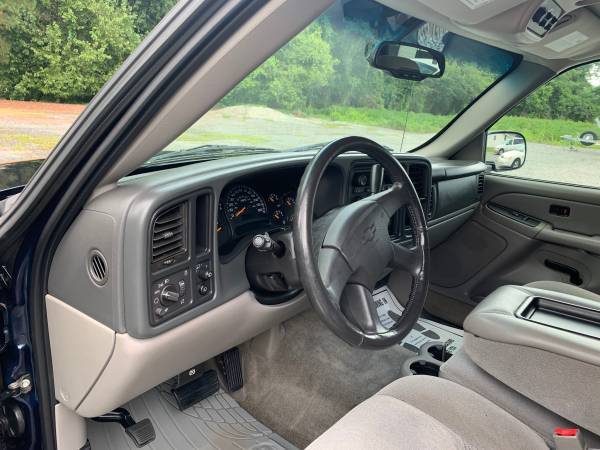 NC 2004 Chev Tahoe (2 W Dr.) - cars & trucks - by dealer - vehicle... for sale in Kenly, NC – photo 10