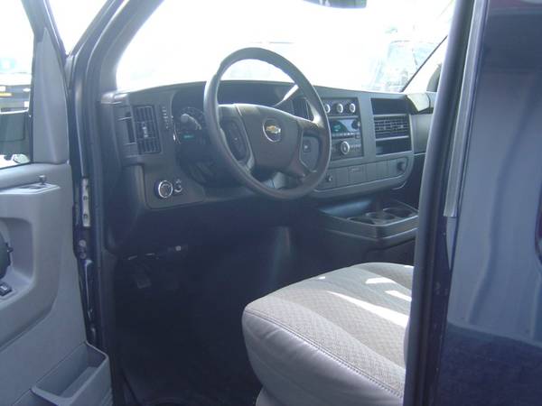 2011 Chevrolet Express Passenger AWD 1500 135 1LT for sale in Waite Park, MN – photo 14
