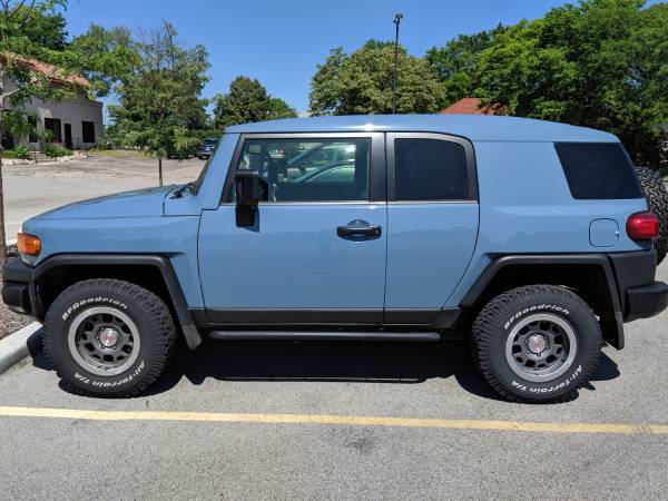 2014 FJ Cruiser Ultimate Edition for sale in milwaukee, WI – photo 7