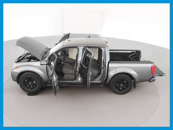 2018 Nissan Frontier Crew Cab SV Pickup 4D 5 ft pickup Gray for sale in milwaukee, WI – photo 16