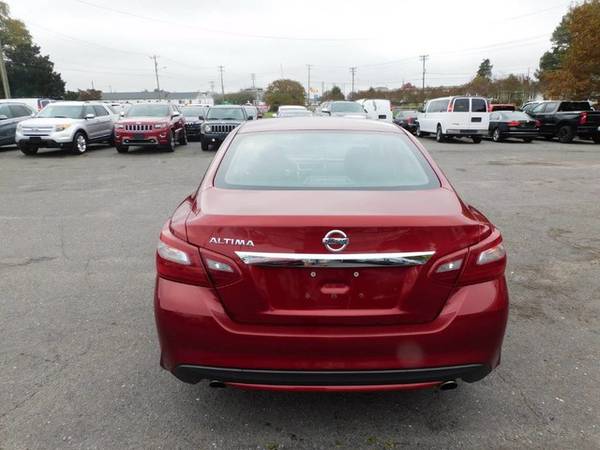 Nissan Altima 2.5 S Used Automatic 4dr Sedan 1 Owner Family Car 4cyl... for sale in Columbia, SC – photo 3