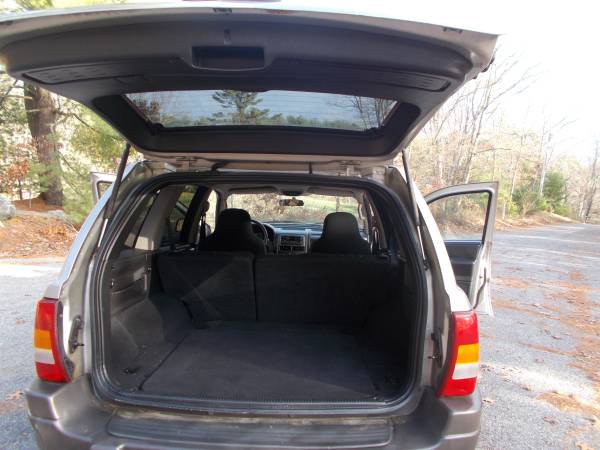Jeep 2003 Grand Cherokee Larado - cars & trucks - by owner - vehicle... for sale in Putnam, CT – photo 9