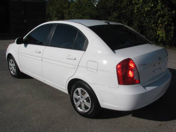 2010 HYUNDAI ACCENT GLS.....4CYL AUTO......RUNS EXCELLENT!!!! - cars... for sale in Knoxville, TN – photo 6