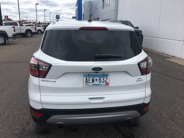 FORD ESCAPE SE FOUR DOOR SUV 2017 - - by dealer for sale in Monticello, MN – photo 4
