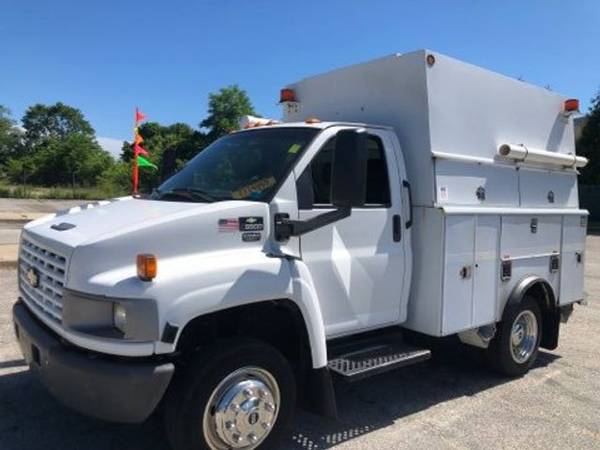 2005 Chevrolet C5500 ENCLOSED UTILITY SEVICE TRUCK - cars & trucks -... for sale in Massapequa Park, NY – photo 3