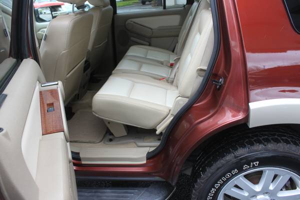 2009 Ford Explorer Eddie Bauer NO RUST - - by dealer for sale in New Castle, OH – photo 15