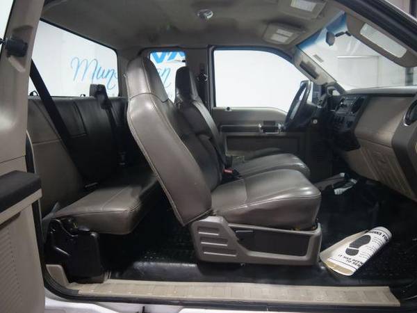 2010 Ford Super Duty F-350 F350 F 350 SRW XL Pickup 4D 8 ft for sale in BLUE SPRINGS, MO – photo 16