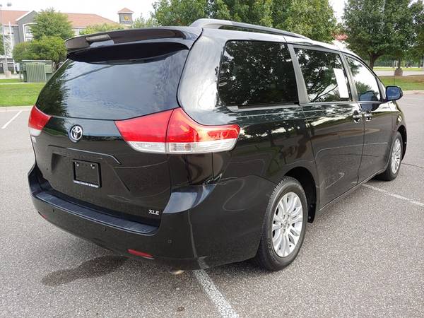 2014 TOYOTA SIENNA XLE LOW MILES! SEATS 8! LEATHER! DVD! SUNROOF! NAV! for sale in Norman, KS – photo 3