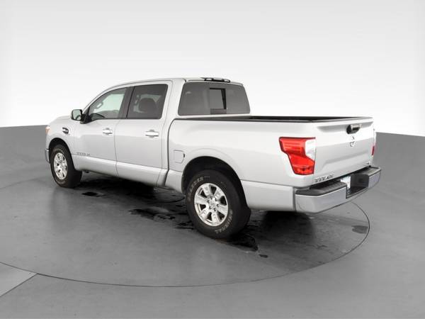 2017 Nissan Titan Crew Cab SV Pickup 4D 5 1/2 ft pickup Silver for sale in Columbia, SC – photo 7