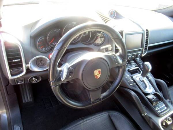 2014 Porsche Cayenne AWD 4dr Platinum Edition Gray GOOD OR BAD... for sale in Hayward, CA – photo 17