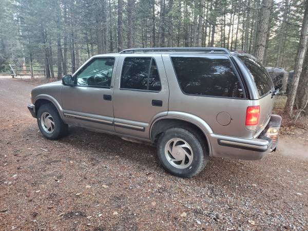 1998 Chevy Blazer 4x4 $2000 OBO - cars & trucks - by owner - vehicle... for sale in Sagle, WA – photo 4