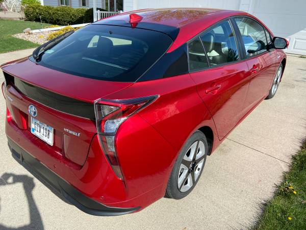 2017 Toyota Prius Four Touring for sale in Ames, IA – photo 3