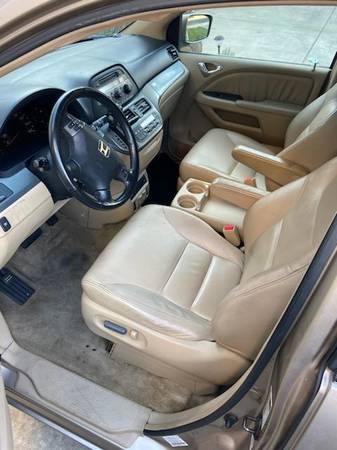 2006 Honda Odyssey EX - New Tranny - cars & trucks - by owner -... for sale in Rio Linda, CA – photo 7