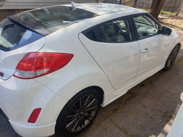 Hyundai veloster remix 2013 for sale in Rochester , NY – photo 4