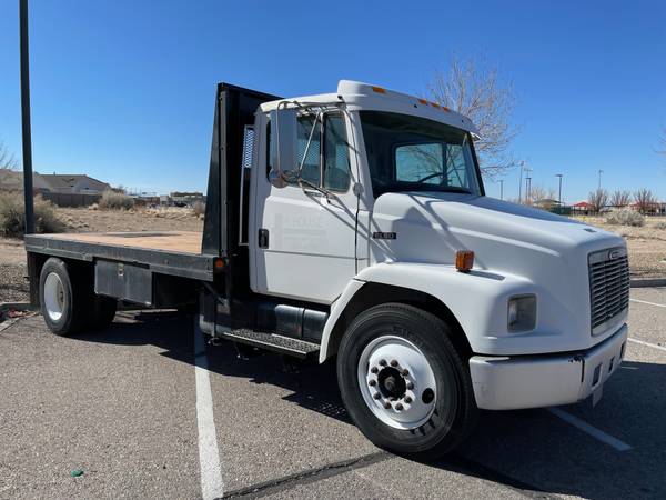 2000 Freightliner FL60 - - by dealer - vehicle for sale in Albuquerque, NM – photo 4