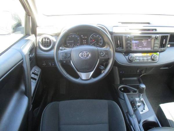 2018 Toyota RAV4 XLE for sale in Highland Park, NY – photo 12