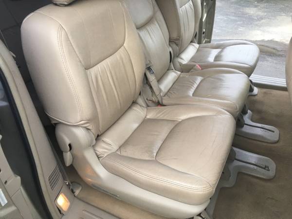 2004 Toyota Sienna Leather Lets Trade Text Offers Text Offers/Trade... for sale in Knoxville, TN – photo 9
