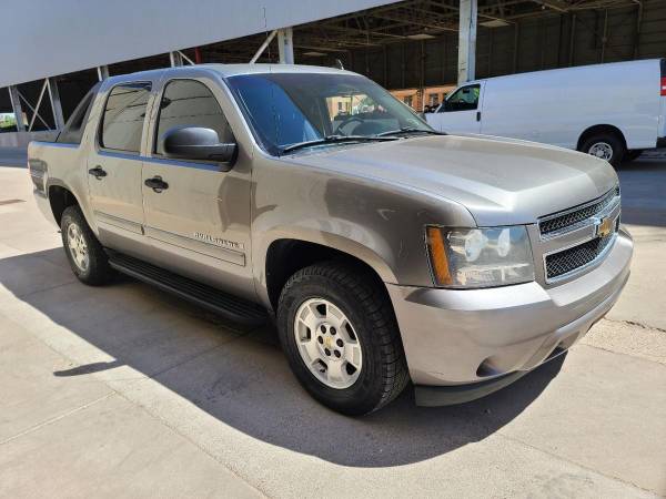 2009 Chevrolet Chevy Avalanche LS 4x4 Crew Cab 4dr for sale in Goodyear, AZ – photo 4
