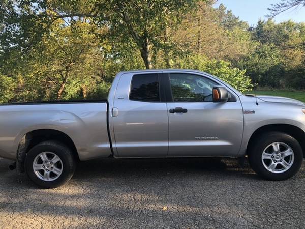 Toyota Tundra 4x4 Reduced Price for sale in Cary, IL – photo 2