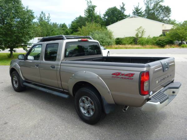 2003 NISSAN FRONTIER XE KING CAB LONG BED AUTOMATIC VERY CLEAN RUNS GD for sale in Milford, ME – photo 3