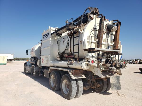 2015 Kenworth Guzzler Guzzcavator Hydro Vacuum Truck for sale in Pecos, TX – photo 6