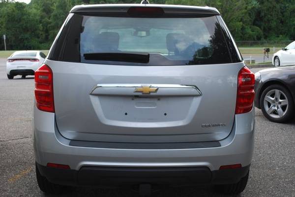 2016 Chevrolet Equinox Chevy LS Sport Utility 4D SUV for sale in Glen Burnie, District Of Columbia – photo 4