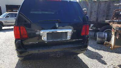 2003 Lincoln Navigator - cars & trucks - by owner - vehicle... for sale in Lightfoot, VA – photo 3
