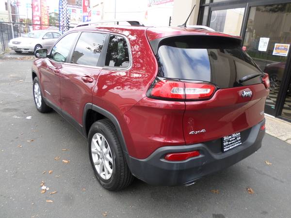 2014 Jeep Cherokee Latitude - cars & trucks - by dealer - vehicle... for sale in New Haven, CT – photo 5