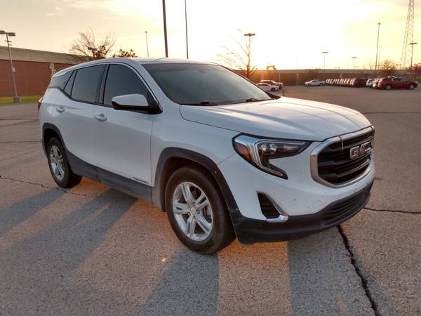 2018 GMC TERRAIN SLE LOADED! 1 OWNER! CLEAN CARFAX! MUST SEE! - cars for sale in Norman, KS – photo 2