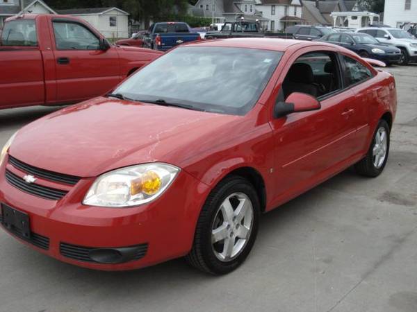 2006 Chevy Cobalt - cars & trucks - by dealer - vehicle automotive... for sale in ottumwa, IA – photo 3